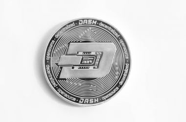 Kripto para birimi dijital gümüş sikke dash