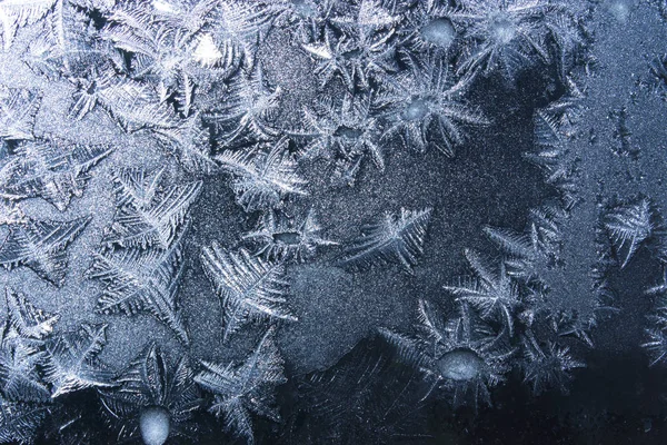 Donmuş bir pencere süsler ile arka plan