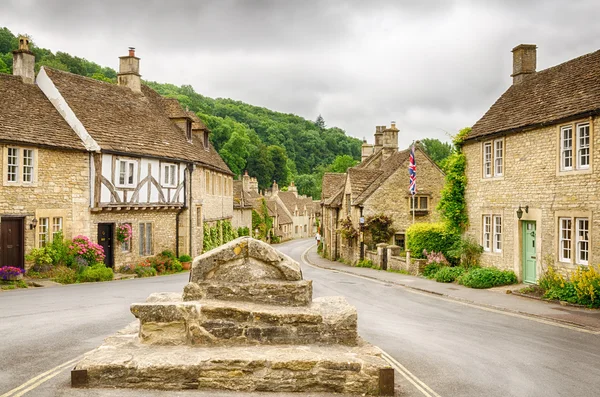 Castillo Combe, pueblo de Cotswold —  Fotos de Stock