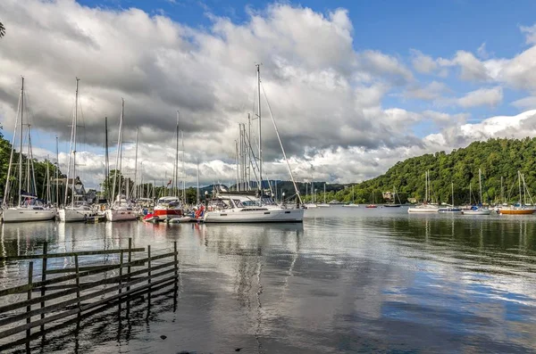 Barche a vela a Bowness-on-Windermere — Foto Stock