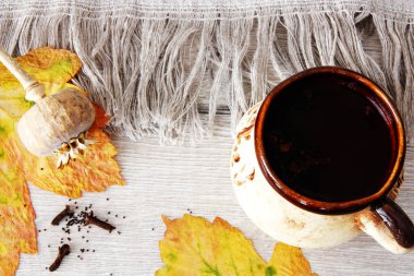 Baharat ile sıcak içecek