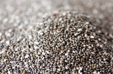 Chia tohumları yakın 