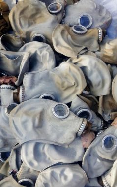 eski gaz maskeleri