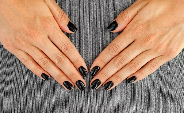 Hermosas Manos Femeninas Con Hermosas Uñas Manicura Francesas Hermoso Negro —  Fotos de Stock