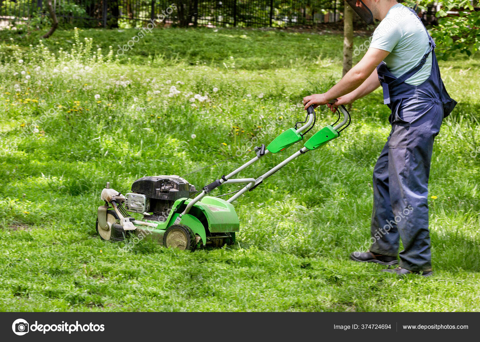 Servicing A Petrol Lawnmower