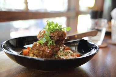 Patates ile Komposto Domuz kaburga