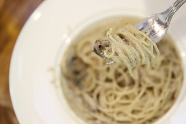 Spagetti truffle sos