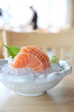 ahşap zemin, Japon yemekleri üzerine somon balığı