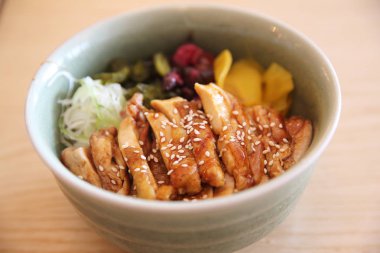 Tavuk teriyaki pirinç Japonca gıda