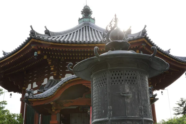 Японский храм в городе Нара — стоковое фото