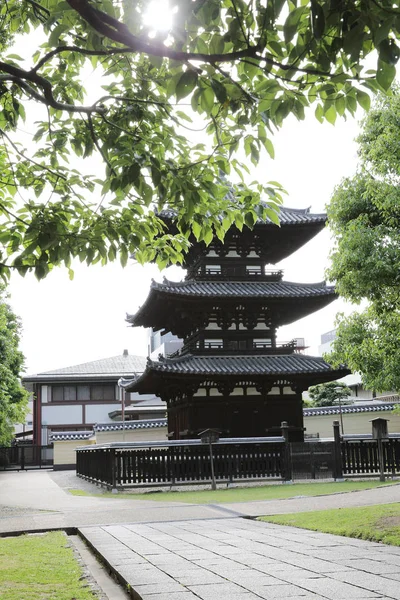 Japanischer Tempel in der nara-Stadt — Stockfoto