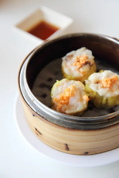 Chinese dim sum Shrimp dumpling , Chinese food — Stock Photo, Image