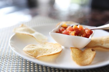 İtalyan meze yemek, bruschetta dilim tost baget 