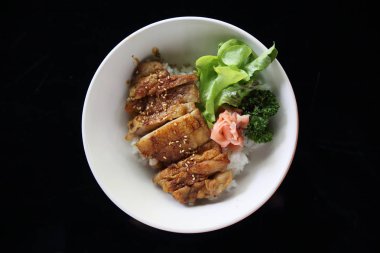 pilavlı tavuk teriyaki