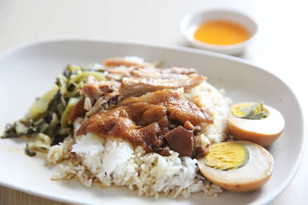 Stewed pork leg on rice — Stock Photo, Image