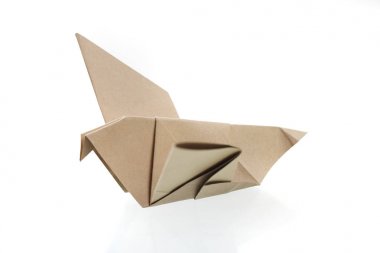 Origami kuş papercraft geri dönüşüm kağıt beyaz backg izole tarafından