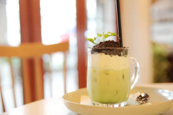 Green tea latte in close up — Stock Photo, Image