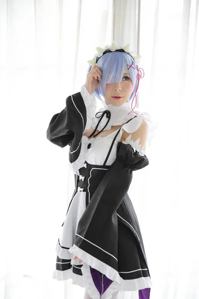 Japão anime cosplay menina em tom branco — Fotografia de Stock