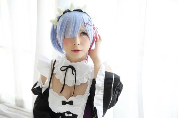 Japan anime cosplay meisje in witte Toon — Stockfoto