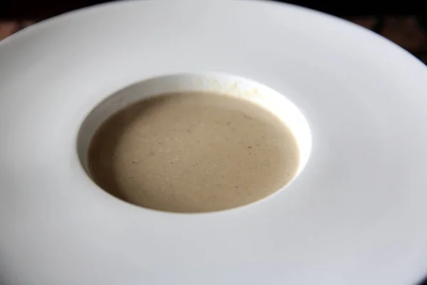 Pilzsuppe als Vorspeise, italienisches Essen — Stockfoto