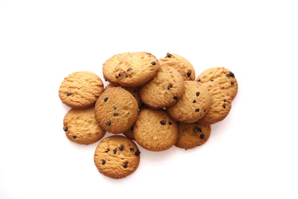 Galleta de chispas de chocolate aislada en fondo blanco — Foto de Stock