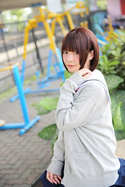 Portrait Écolière Japonaise Avec Parc Campagne — Photo
