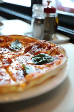 Sıcak biberli Pizza yemek, Italyan Mutfagi