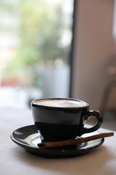 Cappuccino Xícara Café Fundo Tecido Branco — Fotografia de Stock