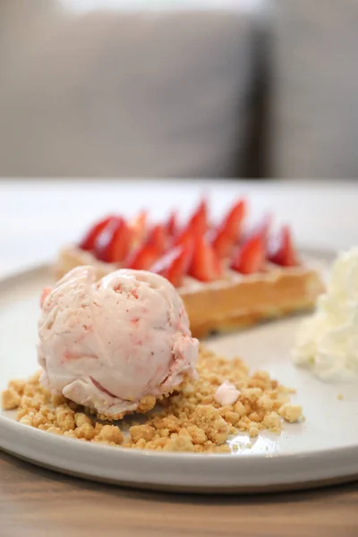 Strawberry waffle with ice cream , dessert on wood background — Stock Photo, Image