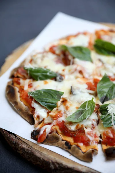 Pizza Ham Mushroom Basil — Stock Photo, Image