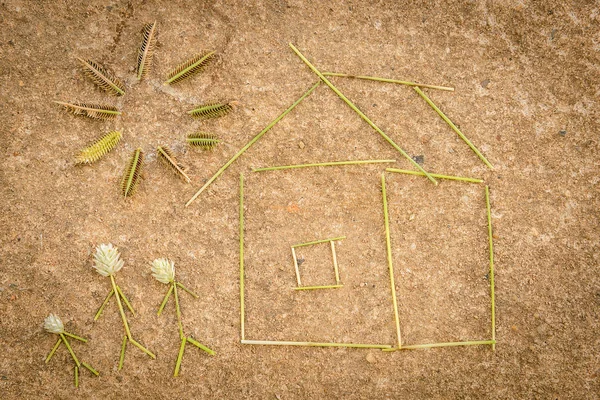 夢ハウスの成功の概念 地面に草の家 — ストック写真