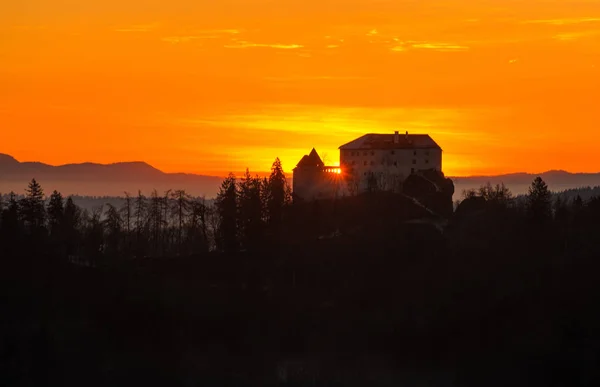 Bled castle при сходом сонця — стокове фото