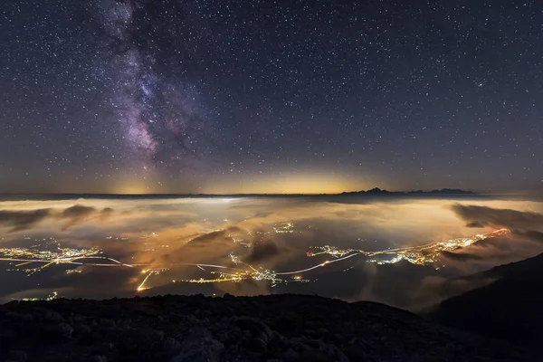 Maneira leitosa sobre Triglav — Fotografia de Stock