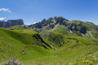  Giau Dolomites içinde dağ