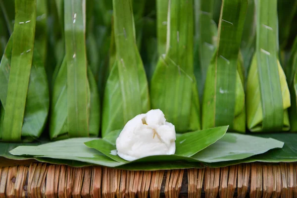 Steamed flour with coconut filling, Thai traditional dessert. — Stock Photo, Image