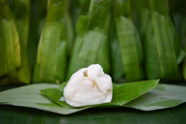 Steamed flour with coconut filling, Thai traditional dessert. — Stock Photo, Image