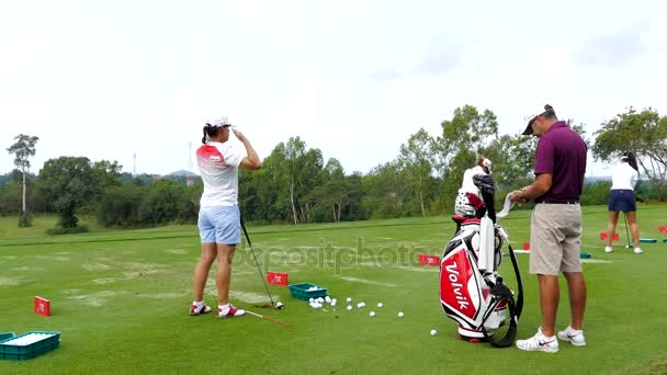 Player practice before the competition in Honda LPGA Thailand 2017 — Stock Video