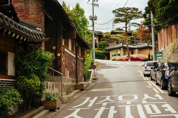 北村の韓屋の歴史的な地区 (韓国、ソウル) — ストック写真