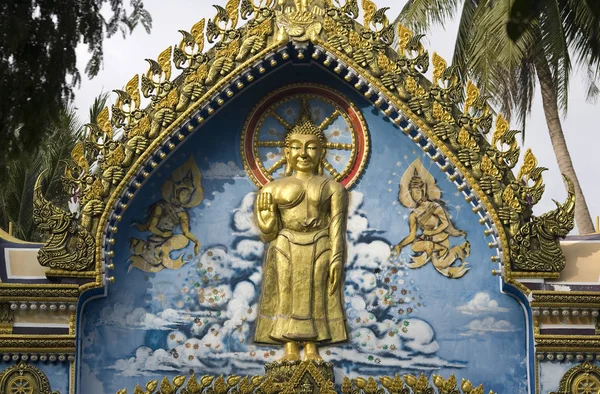 Golden Buddha w Wat Samret (Koh Samui, Tajlandia) — Zdjęcie stockowe
