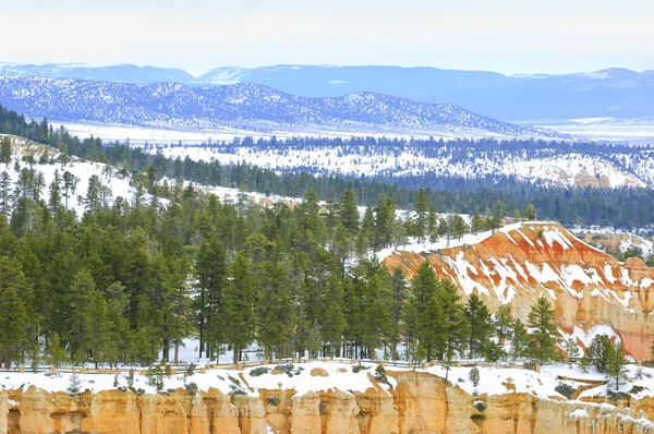 Bryce Nemzeti Park télen — Stock Fotó