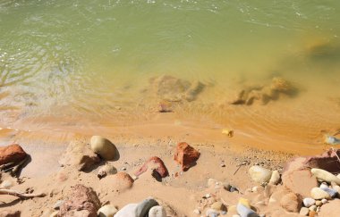 Virgin River su arka plan