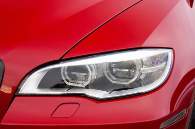 Araba farlar. Lüks farlar