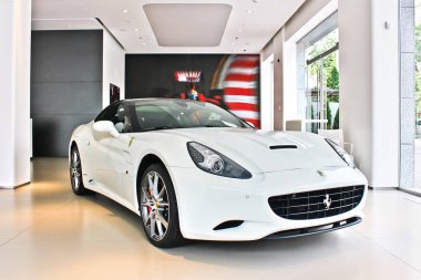 20 Mayıs 2012. Kiev, Ukrayna. Ferrari California. Editoryal fotoğraf