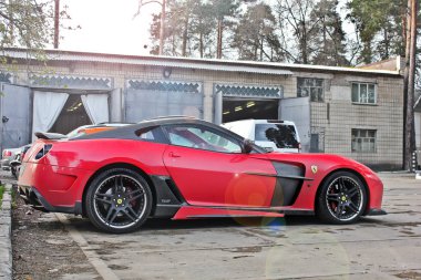 Kiev, Ukrayna; 11 Nisan 2016. Ferrari 599 Gtb Fiorano Stallone 