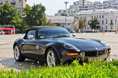 Kiev, Ukrayna; 13 Temmuz 2015; BMW Z8. Editoryal fotoğraf.