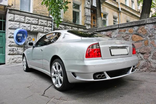 Kiev, Ucraina; 10 aprile 2014. Maserati Coupe 4.2 V8. Foto editoriale . — Foto Stock