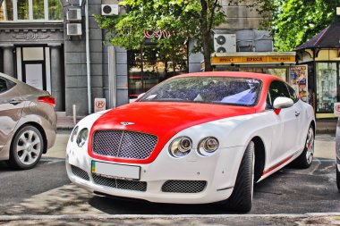 2 Mart 2014; Kiev, Ukrayna; Bentley Continental gt editoryal fotoğraf.