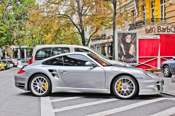 Ukraine, kiev; 15.08.2013; porsche 911 turbo s. redaktionsfoto. — Stockfoto