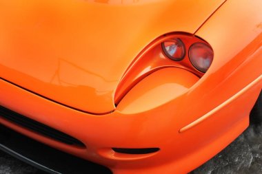 Araba farlar. Lüks farlar