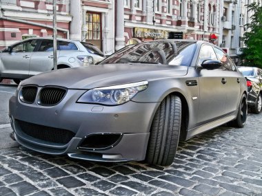 3 Kasım 2013. Kiev, Ukrayna; BMW M5. Editoryal fotoğraf.
